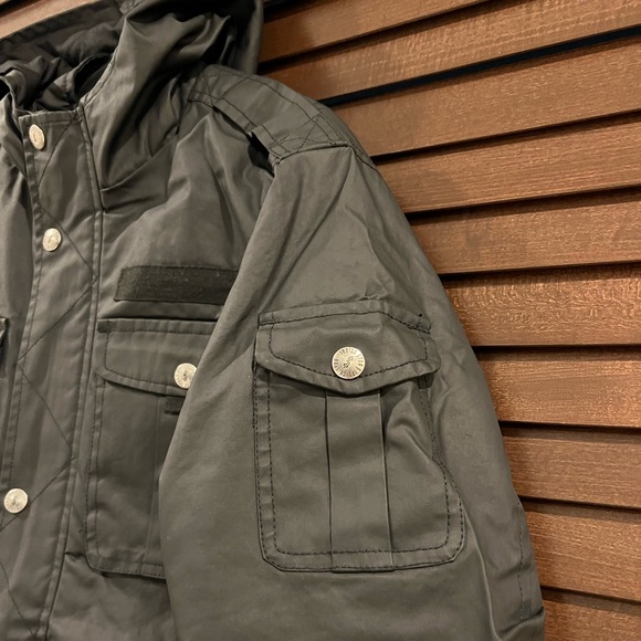 NWT Men’s heavy weight cotton with dry waxed finish, padded field jacket - Picture 5 of 10